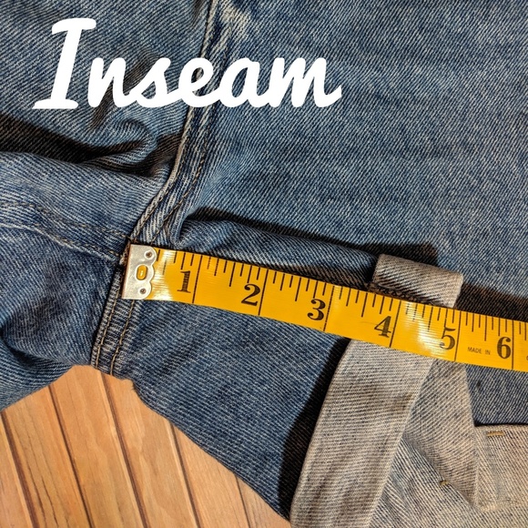 Vintage High Rise Rolled Cuff Mom Shorts - Picture 6 of 8